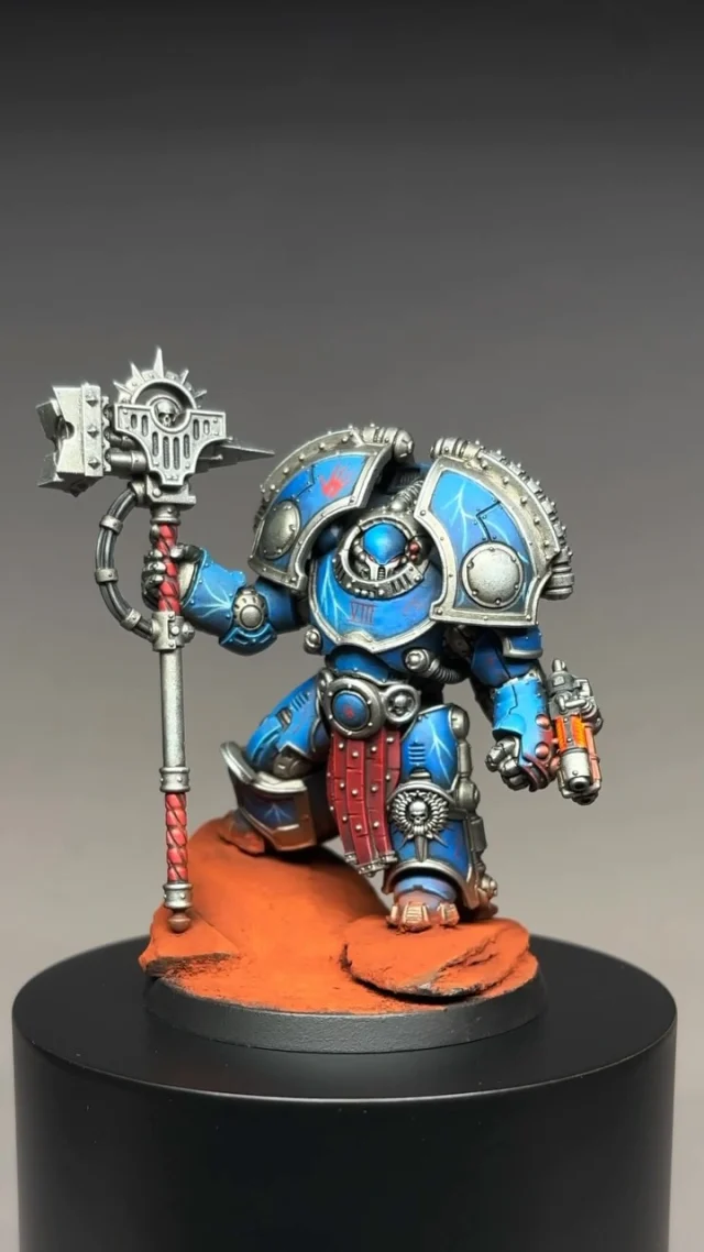 🦇 Night Lords Saturnine painting guide 🦇

This is a shortcut of my Night Lords Saturnine video pai ting guide.
I focused here on simple thin layers of stippled volumetric highlights to provide smooth transitions and added simple but effective freehand flash lighting.

How do you like the new Saturnine?

🎬The full version of this video painting guide is free available on my YouTube channel. 👉 Link in Bio! 

ℹ️ Feedback is always appreciated 🫶

#warhammer #miniaturepainting #paintingwarhammer 
#paintingminiatures #gamesworkshop #warhammerofficial #warhammercommunity #eavymetal  #spacemarines #spacemarine  #warhammer40k #alphalegion #alpharius #omegon #warhammerthehorusheresy #horusheresy #tmm #truemetallicmetal #grimdark #saturnine