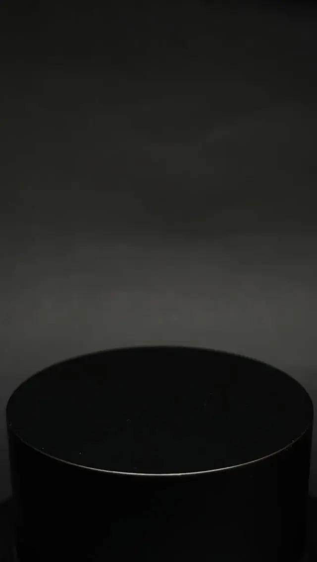 ⚔️ Another step in forging my custom chapter. 

Using this mini to refine the colorscheme and push my airbrush skills further. Secret successor of the Black Templars, sworn to the Ordo Xenos—fanatic alien hunters on an endless crusade. 

Logo still in the works, but the vision is taking shape. 

What do you think fits this chapter’s identity the most?

#warhammer #warhammer40k #miniaturepainting #paintingwarhammer #warhammercommunity