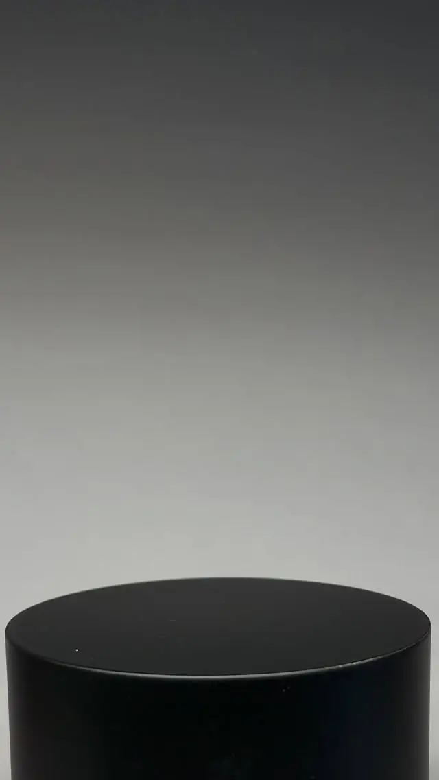 ⚔️ Refining the Crusader Colorscheme

Another mini to push this colorscheme further.
I fine‑tuned the weapon casing colors and tested the blue TMM metallics to lock in the chapter’s look.
Every test model gets the scheme closer to where I want it — and helps the airbrush work feel more natural.
What should I refine next as I keep building this chapter’s identity ?

#warhammer40k #warhammer #paintingwarhammer #warhammercommunity #miniaturepainting