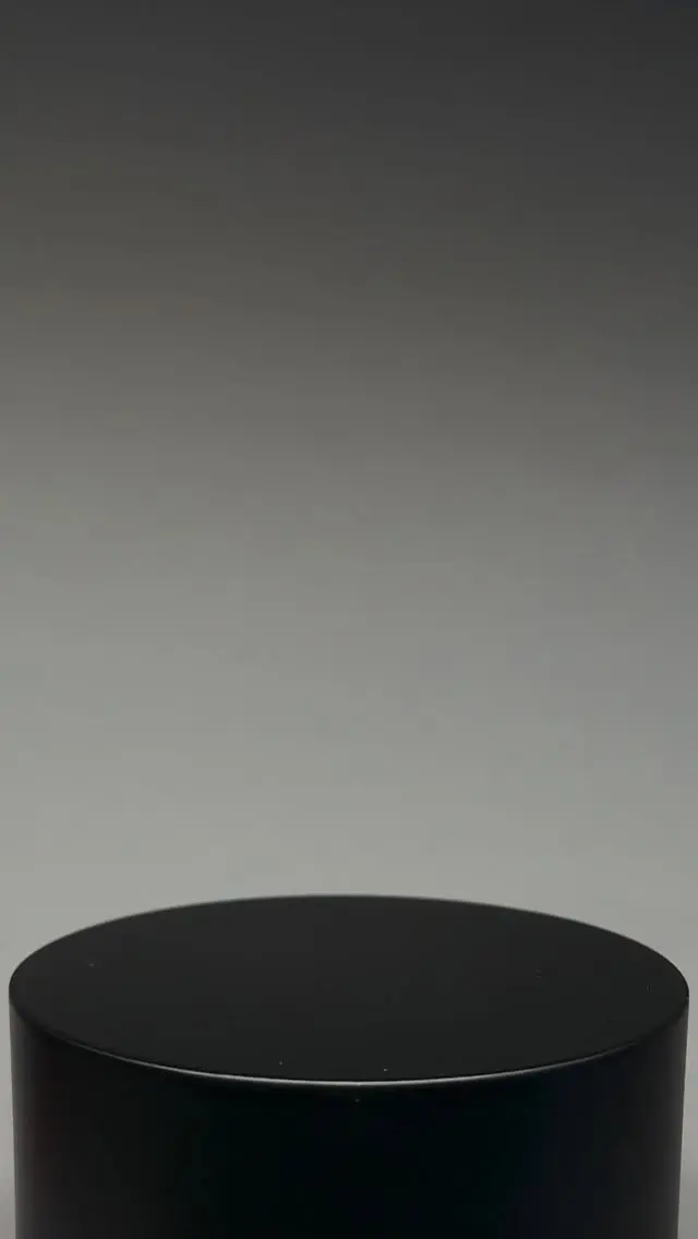 🗡️ Raptor Speedpaint… With an Airbrush?!

Two viewers asked for a Raptor scheme, so I turned it into a full airbrush challenge.
3 hours on the marine, 1 hour on a recycled base, all done with the @iwata_airbrush Custom Micron 2 — and the control on this thing honestly shocked me.
Everything you see here is recorded, and I still can’t believe how fast this came together.

What should I push the airbrush to do next?

#warhammer #warhammer40k #paintingwarhammer #warhammercommunity #miniaturepainting